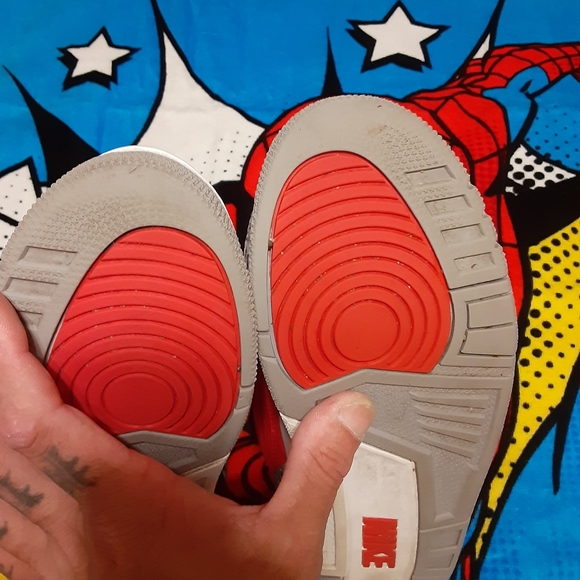 Jordan 3 - Picture 6 of 7